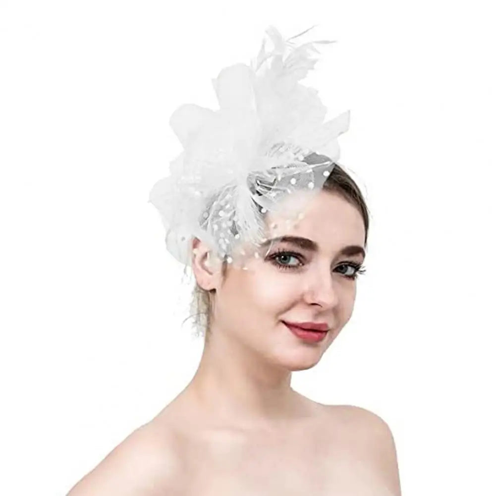 Feather & Mesh Flower Fascinator – Elegant Headpiece with Faux Pearls for Weddings & Special Events